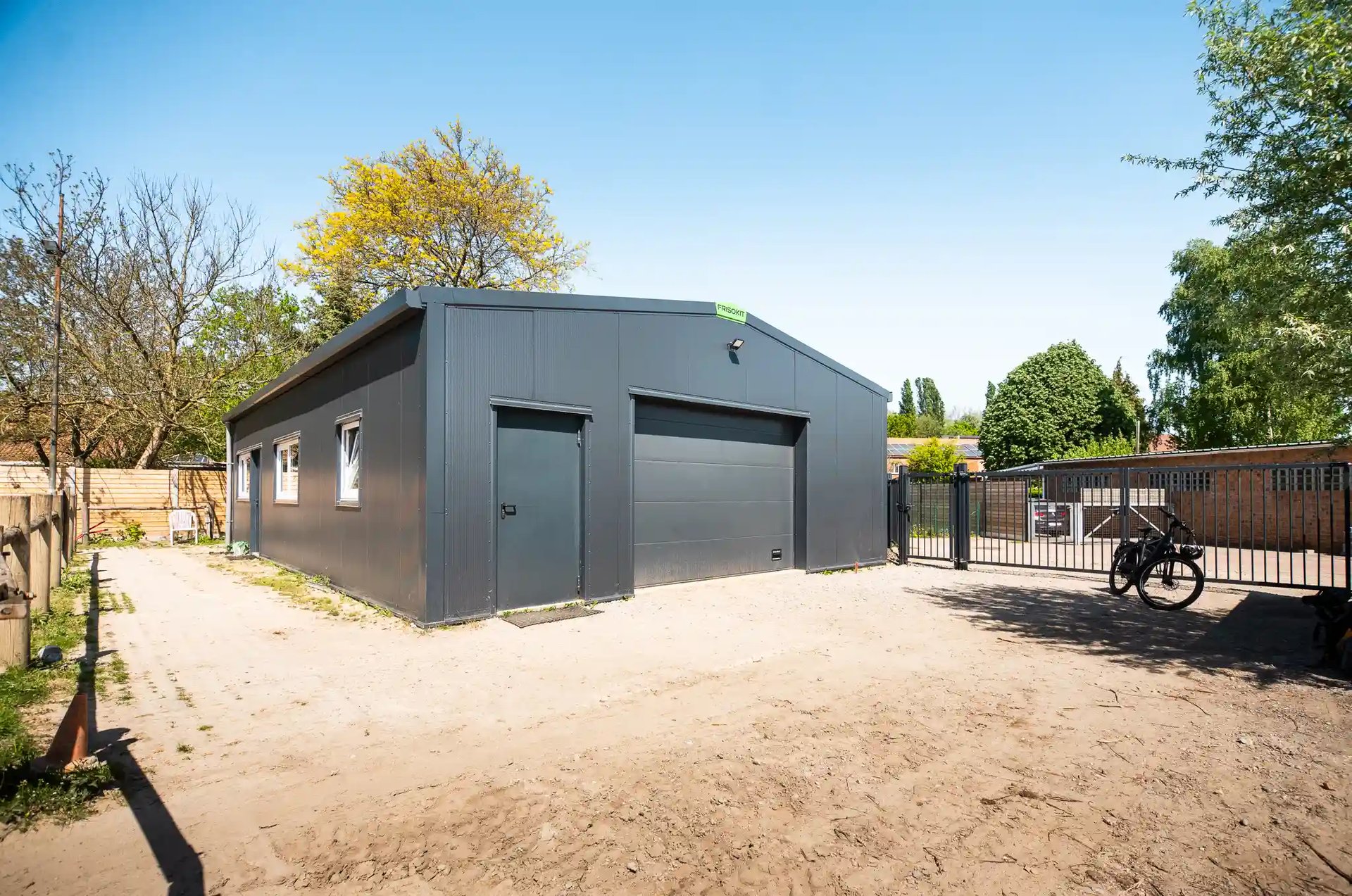 Frisokit-zelfbouwloods-DIY-steel-building-bâtiment-à-monter-soi-même_14