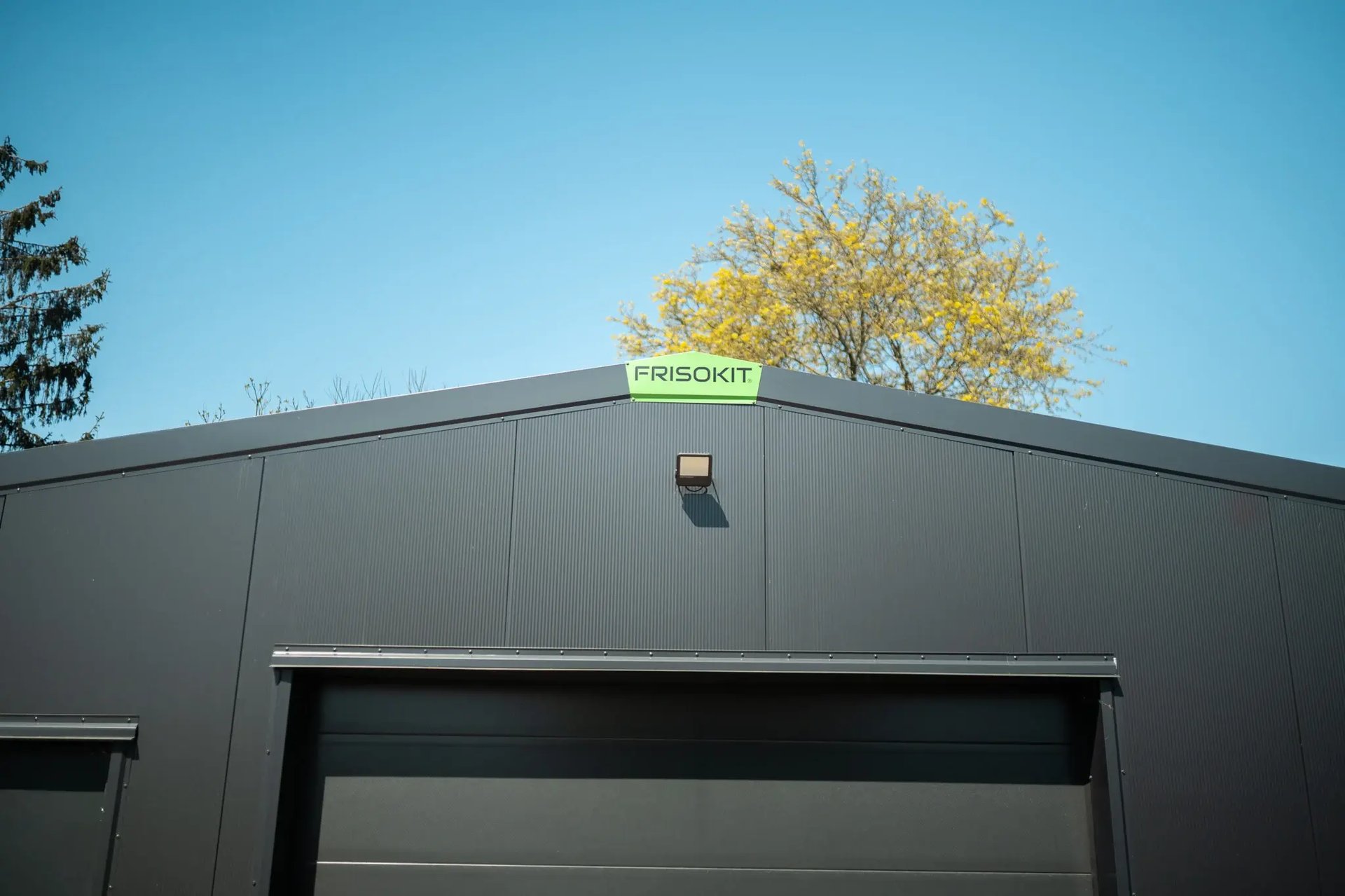 Frisokit-zelfbouwloods-DIY-steel-building-bâtiment-à-monter-soi-même_3