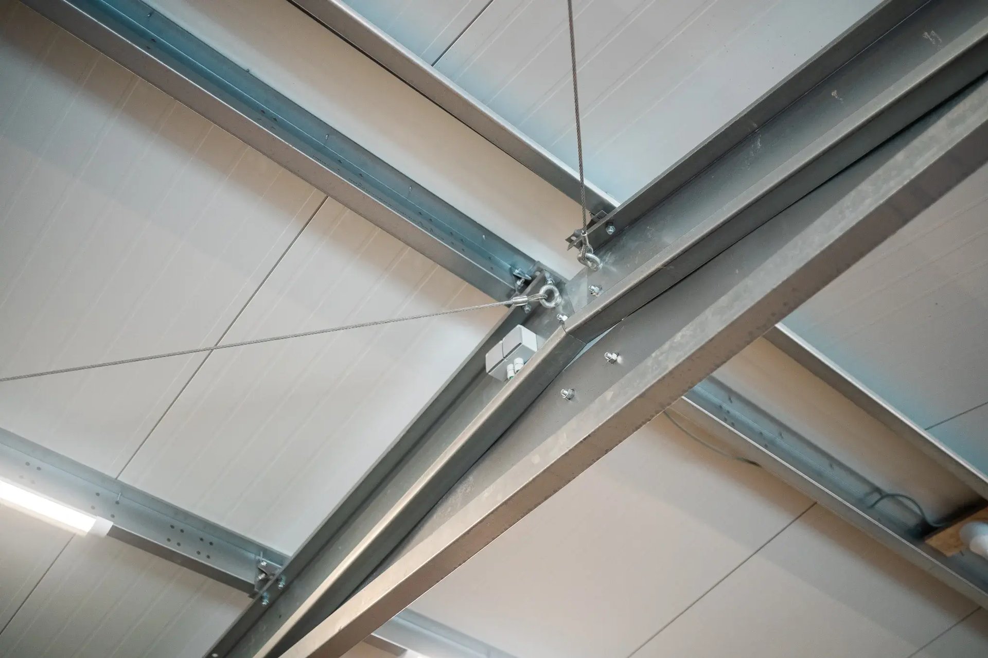 Frisokit-zelfbouwloods-DIY-steel-building-bâtiment-à-monter-soi-même_8